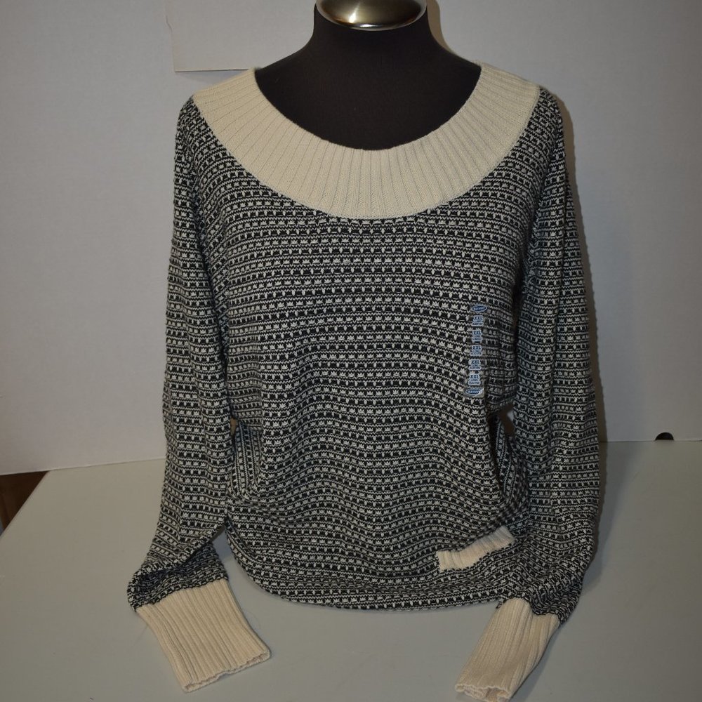 Old Navy Black & White Sweater Size XXL NWT
